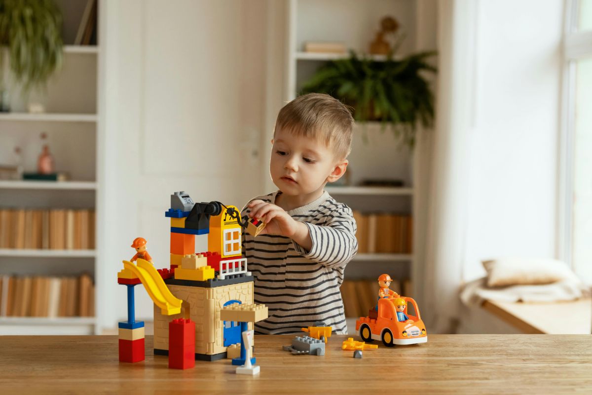 Best Independent Play Toys for Toddlers