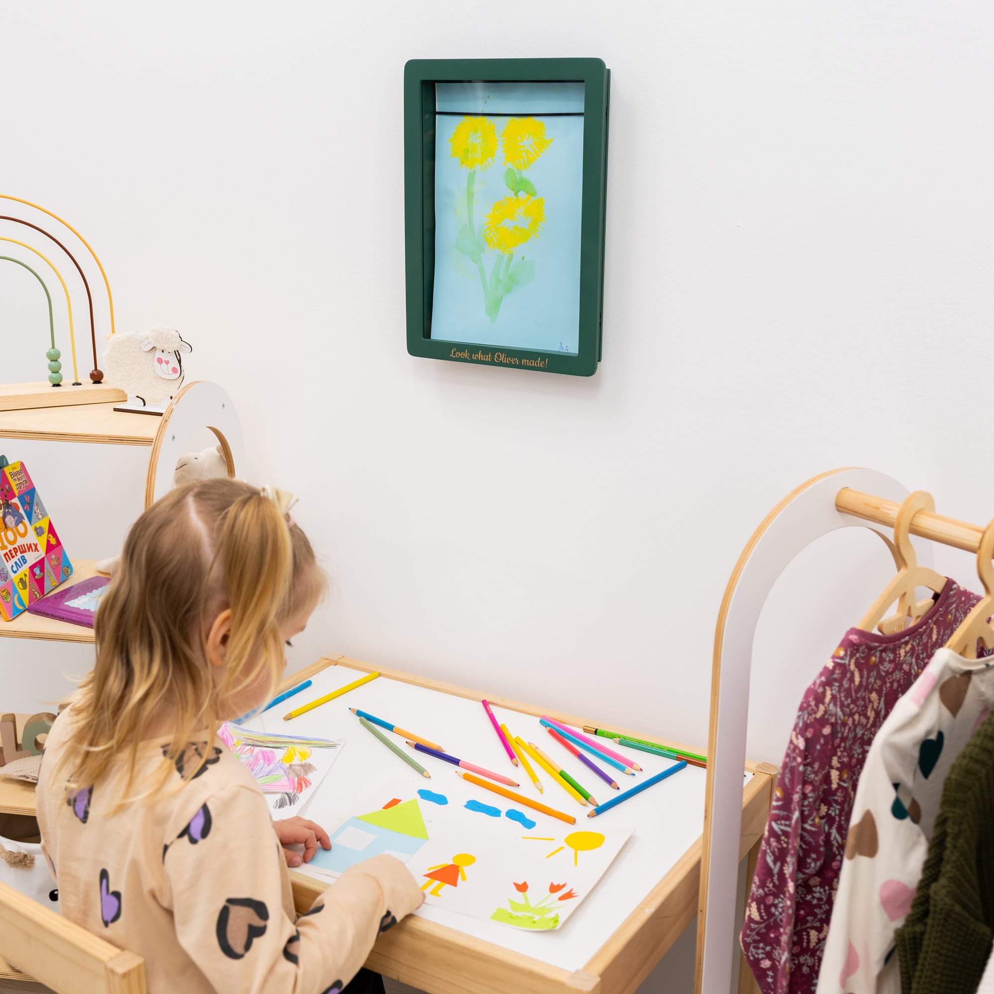 Kids Art Display Frame In Stock at ChildUniverse