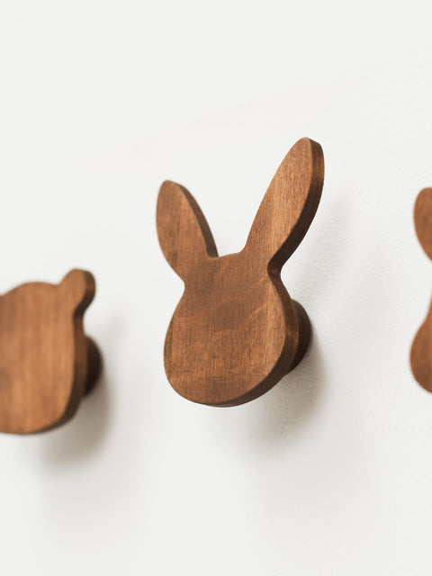 Nursery wall hangers