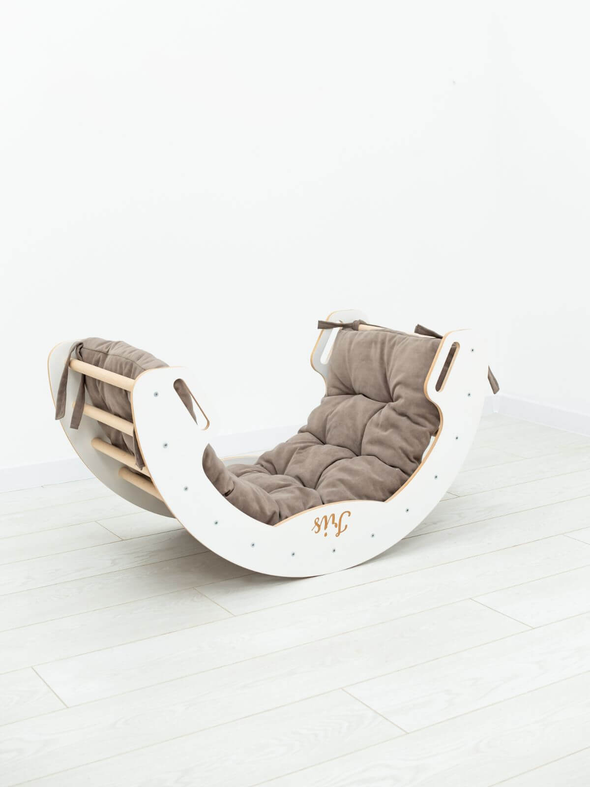 Montessori Rocker Arch ChildUniverse